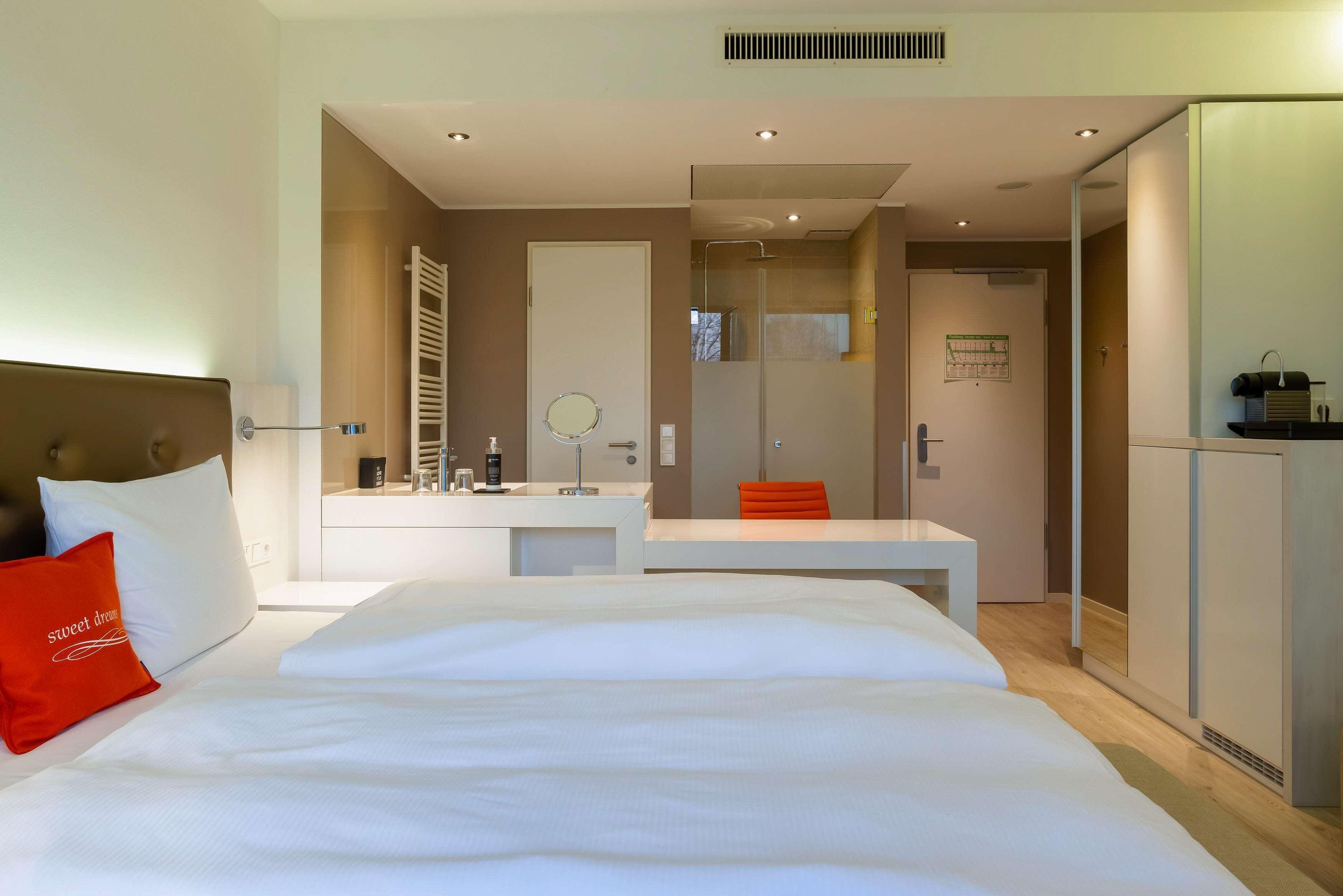 Standard Double Room,1756539127:JPEG